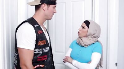 Julianna Vega Mia Khalifa Stepmom And Step Daughter.mp4.