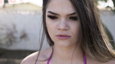 Kinky Kiara Cole seduces Ms Faris & stepbro into Cinco De Mayo Threesome