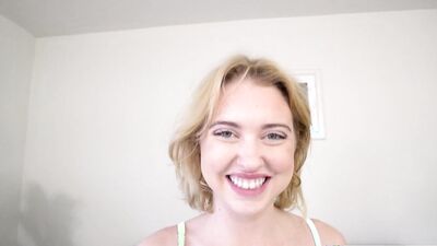 Chloe Cherry Craves Stepbros Huge Cock After Watching his SECRET Sex Tape