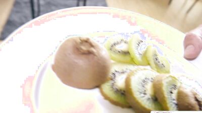 Curious Cum thirsty Carmen Caliente begs Stepbro for her FIRST Kiwi Creampie