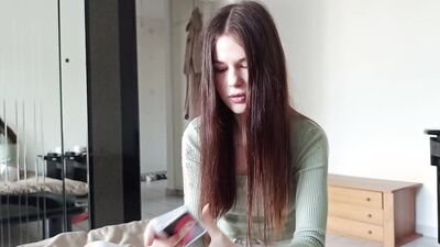 My StepSIS come to me without panties and lost her virginity in UNO...