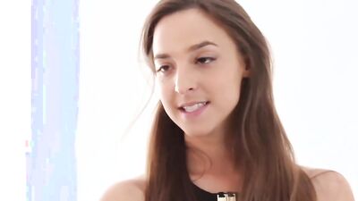SEXY MOMMA - Dorothy Finds Step Daughter - Amirah in Porn Sites! (Amirah Adara)