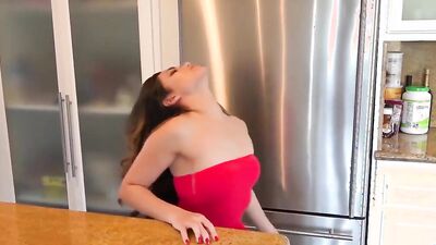 Girl cleans off her Step-Dad's friend dick (Eva Elfie, Keilani Kita)