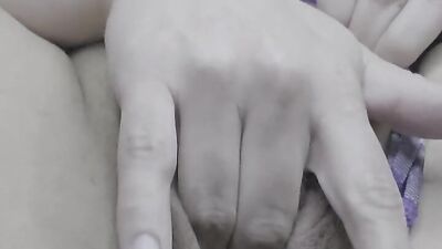 I feel so horny fucking my Pussy