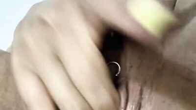 Fingering my wet pussy, I made cum with my hand inside