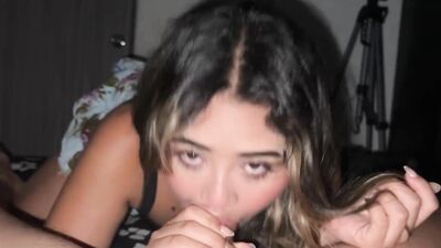 Petite stepsis begs for hardcore anal fucking in HD homemade video
