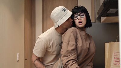 Watch me get caught! I knew it! Step-sister Hong's big tits and cowgirl position will make you drool!