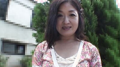 Watch this hairy Asian MILF get a hot creampie - homemade video
