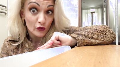 Hot MILF Mary Jane & her Italian hookup in steamy POV action
