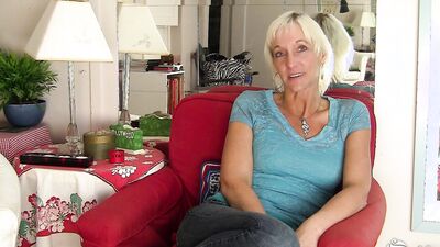 Pleasure's Experienced MILF Barbie Lynn Fingers Herself In Full Length 4K Remaster