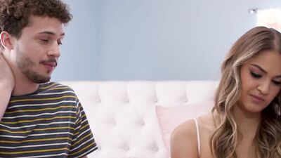 Step-siblings Gizelle Blanco & Apollo Can't Resist Each Other's Perfect Curves