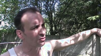 French MILF & BBW Les Vicieuses Du Bocage take turns in hardcore threesome action