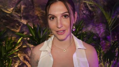 Blonde Stepsis craves creampie from Stepbro while roleplaying in POV Virtual Sex