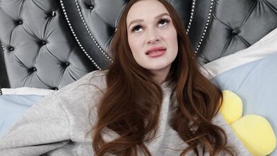 Stepbro & red-headed stepsis skip school & play a naughty roleplay together