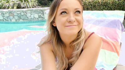 Stepdaughter seduces stepdad with small tits and hot sex skills