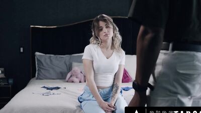 Isiah Maxwell Catches Stepdaughter Nicole Nichols in Sexy Lingerie & Takes Her for a Wild Ride