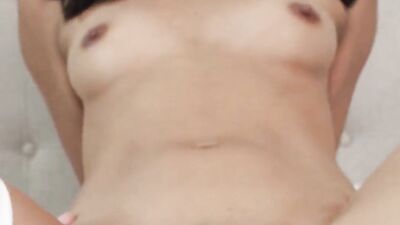 Jade Kimiko's mature fetish play with a big dick ends in a creamy surprise