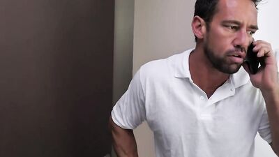 Snooping dads go for the coochie