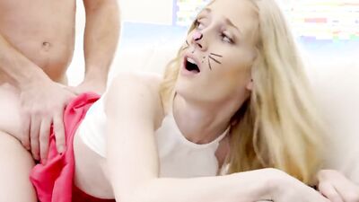 Emma is a good litlle bunny