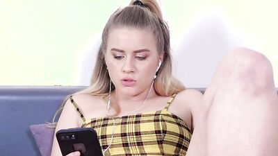 Tiny pawg teen taylor fornicates w stepbro