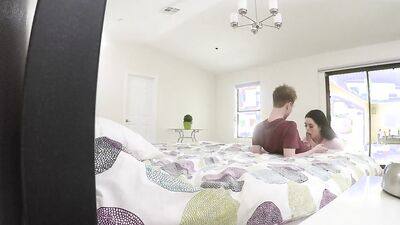 SPYFAM Step Sister Takes Advantage of Mischievous Step Bro