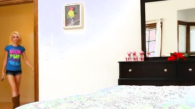 MommysGirl Veronica Rodriguez Eats Step-Mom Pussy