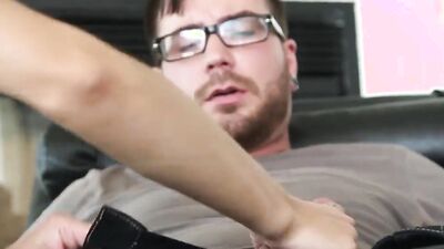 MommyBB Waiter is serving a sexy rich MILF more than water