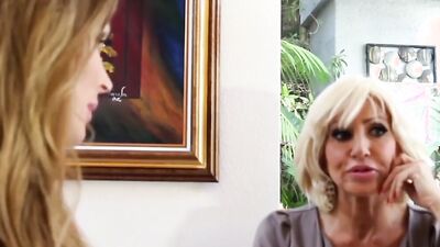 Naughty stepmom feasts on blond pussy and scissoring