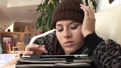 SEXYMOMMA - Stepmom Cherry DeVille licks bratty teens twat
