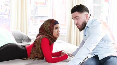 Stepsister Learns To Suck My Cock In Her Hijab