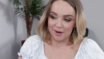 Step Sis "i saw you look at my Titties Earlier, I know you want Me" S1:E11