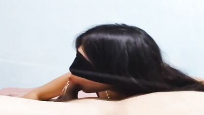 Blindfolded Asian lady doesn't know she's filmed while giving a blowjob