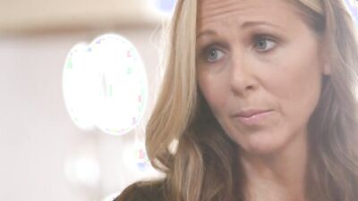 Halle Von & Julia Ann are having a 3some with one horny lad