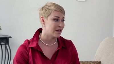 MILF Ryan Keely and stepdaughter Lilly Bell are sharing a cock
