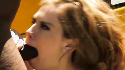 Bobbi Dylan and Nat Turnher are having sex in the open air