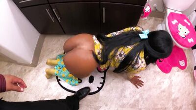 Juicy Latina girl is sitting on bald man's face while being licked