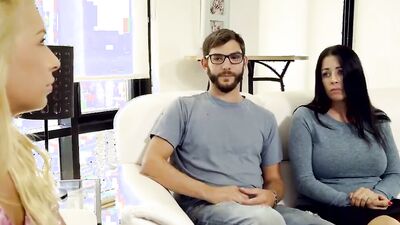 Nerdy lad fucks his lovely stepsister and splashes her with semen