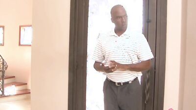 Horny black man pokes white chick Courtney Star with his BBC