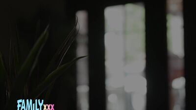 Charming girl Scarlett Bloom is shagged by Dorian Del Isla
