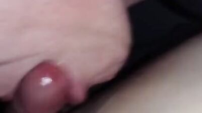 Close-up blowjob video shows amateur MILF sucking a big dick
