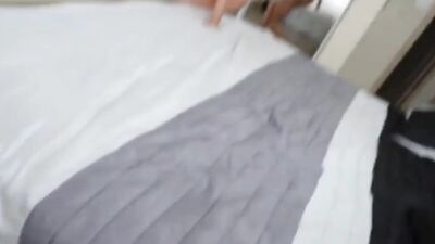 MILF fickt ihr Hoschen Sniffing Stiefsohn