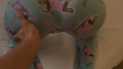 STEPSIS WAS SO HORNY I FUCKED HER PUSSY ON HER STEP-DADS ROOM - FULL PREMIUM VERSION