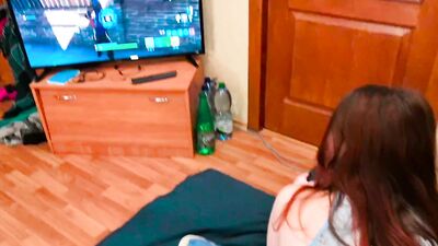 Fuck Schoolgirl Step Sister While She Play Fortnite - Amateur Creampie
