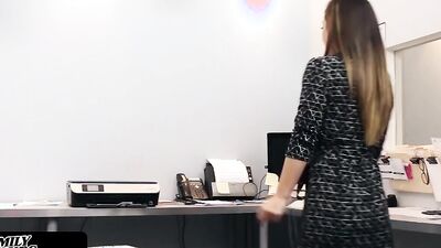 Naught Teen Seduces Stepdaddy At Work