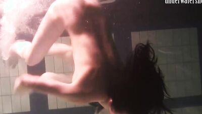 Babes Swim And Get Naked Underwater