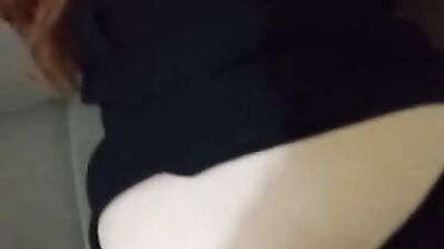 Minha esposa safada adora levar rola no cuzinho