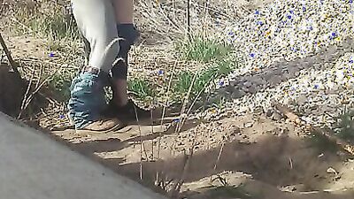Fuck Me Under This Bridge – Real Amateur Couple Hiking Fantasy