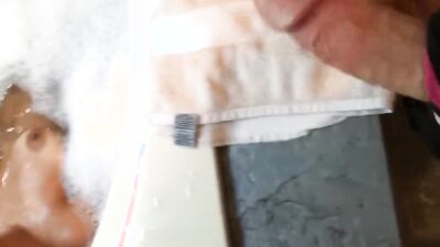 Stranger Tricks Married woman while she is Blindfolded Creampie
