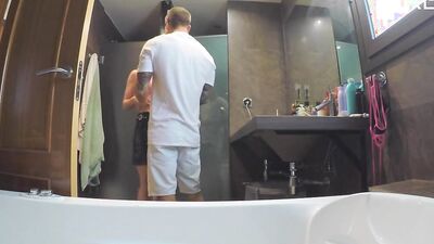SPYFAM – Stepsister Seduces Big Dick Stepbro In Barcelona