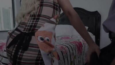 Stepdaughter Setup For Big Cock - Evelyn Payne -